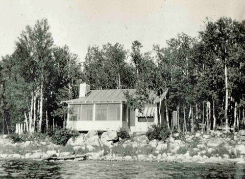 Peterson Cottage on White Cliff Road